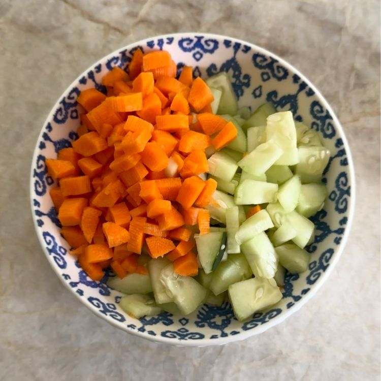 Ingredients for cucumber carrot salad