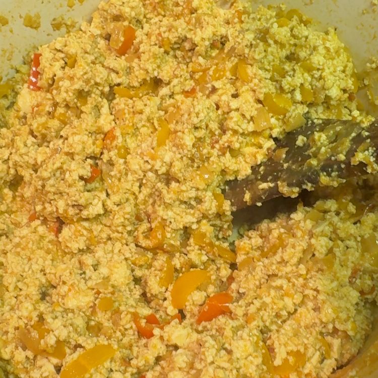 Finished Tofu Burji showing perfect scrambled texture